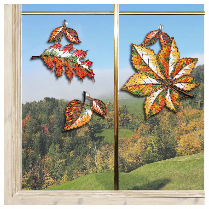 3er Set Fensterbilder Herbstlaub Beispielbild dekoriert am Fenster