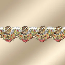 Feenhaus-Spitzengardine Herbst-Eule 17 cm hoch Plauener Spitze vor goldenem Hintergrund