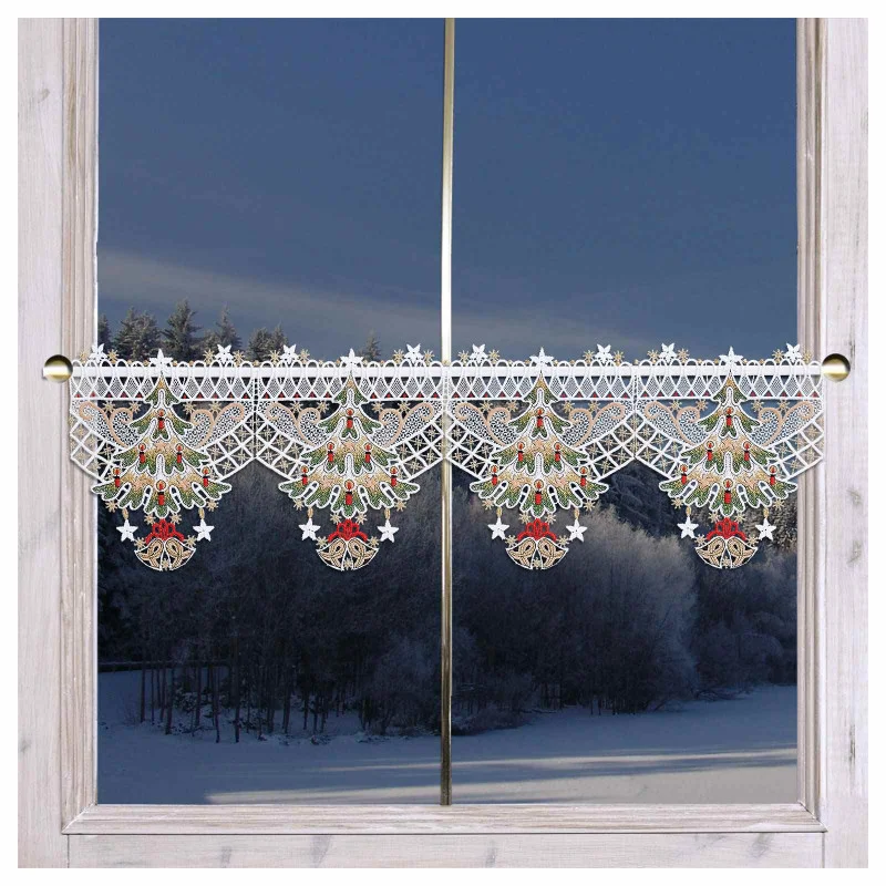 Feengardine Scheibenhänger Weihnachtsbaum Plauener Spitze an einem Fenster