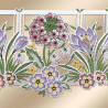 Scheibengardine Frühlingstraum aus Plauener Stickerei Detailansicht