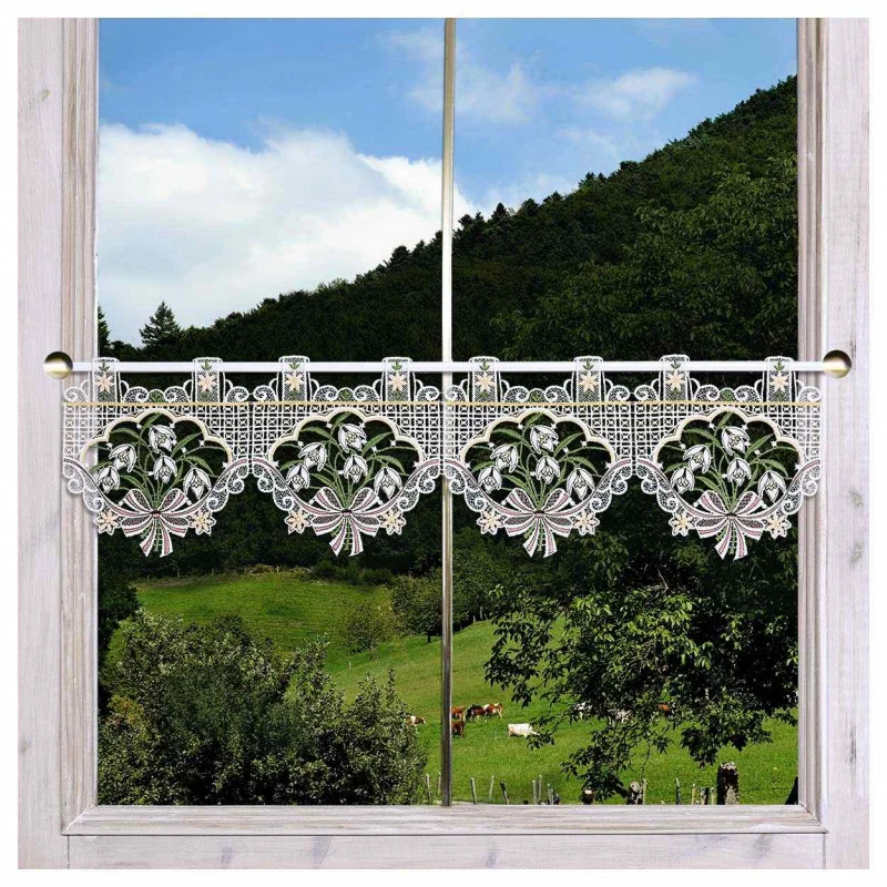 Stangendeko Schneeglöckchen Plauener Spitze am Fenster