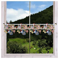 Stangendeko Küchenregal Plauener Spitze am Fenster