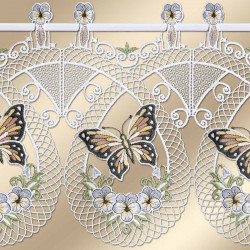 Scheibengardine Schmetterling Sabina kurz Plauener Stickerei Detailansicht
