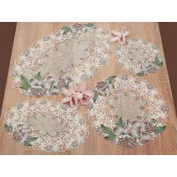 Decken Orchidee mit Blumendesign Beispielbild dekoriert