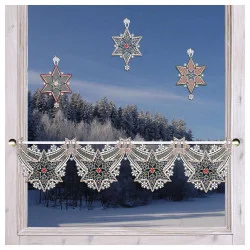 Fensterbilder Sternenglanz kombiniert mit Stangendeko am Fenster