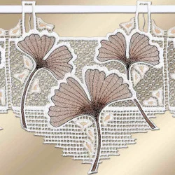 Spitzenkante Giovanni Ginko aus Plauener Stickerei Detailansicht