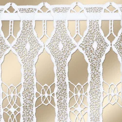 Scheibenhänger Ema in weiß mit gesticktem Stangendurchzug