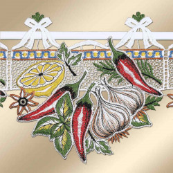 Scheibengardine Gemüsegarten aus Plauener Stickerei Detailansicht