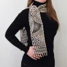 Eleganter Schal Kiona als Mode-Accessoire