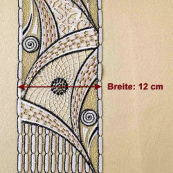 Spitzenschal Kiona in Champagner Breite dargestellt