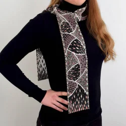 Eleganter Schal Ribana als Mode-Accessoire