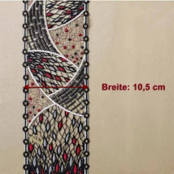 Spitzenschal Ribana in Rubin Breite dargestellt