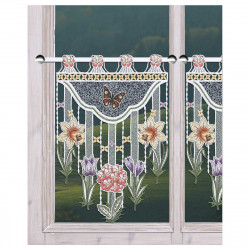 Scheibenhänger Frühlingswiese Plauener Spitze dekoriert am Fenster
