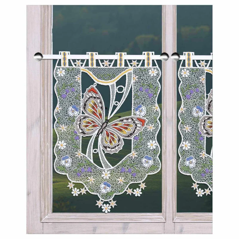 Scheibenhänger Frühlingsbote Plauener Spitze dekoriert am Fenster