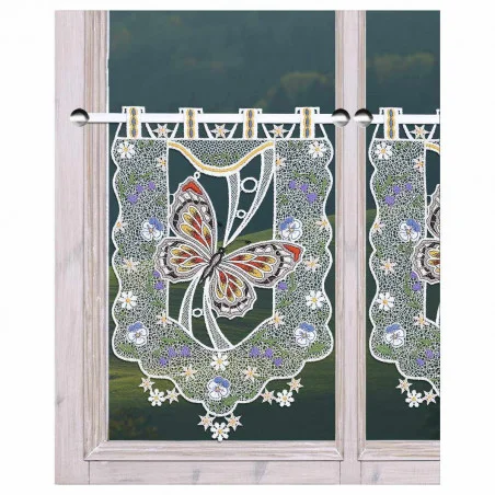 Scheibenhänger Frühlingsbote Plauener Spitze dekoriert am Fenster