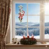 Eine gemütliche, weihnachtlich geschmückte Fensterbank mit einem Kerzenkranz, zwei Engelsfiguren und einem Fensterbild Weihnachtsmann. Verschneite Bäume und sonnenbeschienene Berge vervollständigen dieses charmante Weihnachtsmotiv.