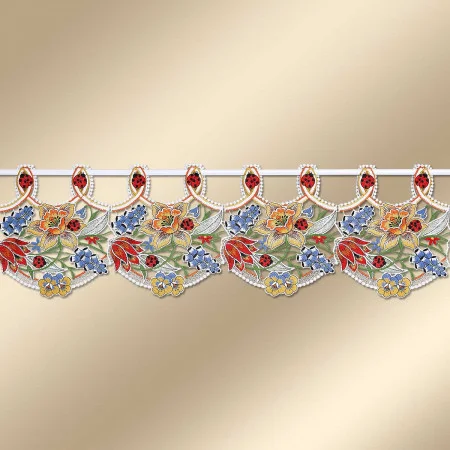 Eine dekorative Bordüre mit sich wiederholenden, verschnörkelten Blumenmustern in Rot-, Gelb-, Blau- und Grüntönen, die mit komplizierten Details versehen sind. Das Muster ist vor einem beigen Hintergrund mit Farbverlauf platziert und enthält am oberen Rand geschlungene Formen, die ein Gefühl von Eleganz und Symmetrie vermitteln.