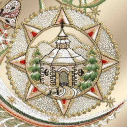 Fensterdeko Mondkapelle beige Detailansicht Stickerei