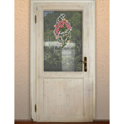 Fensterbild Allium rosa an einer Tür dekoriert