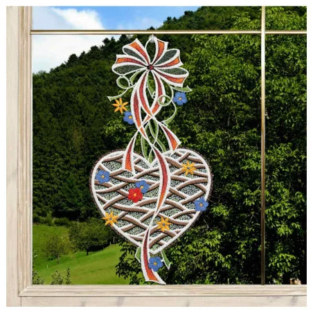 Spitzenbild Herz mit Schleife Beispielbild am Fenster