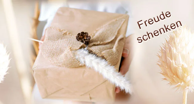 Geschenkverpackung eines Fensterbildes